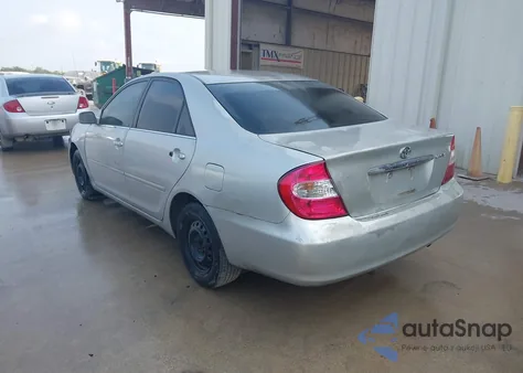 2002 Toyota Camry Le из США, поврежденный, VIN 4T1BE32K12U093354